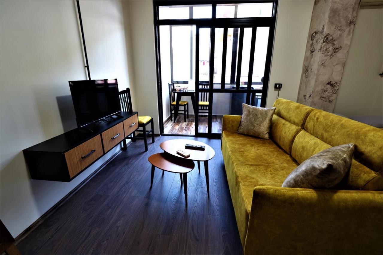 Stylish Studio In The Heart Of Tirana #3 Apartment Bagian luar foto